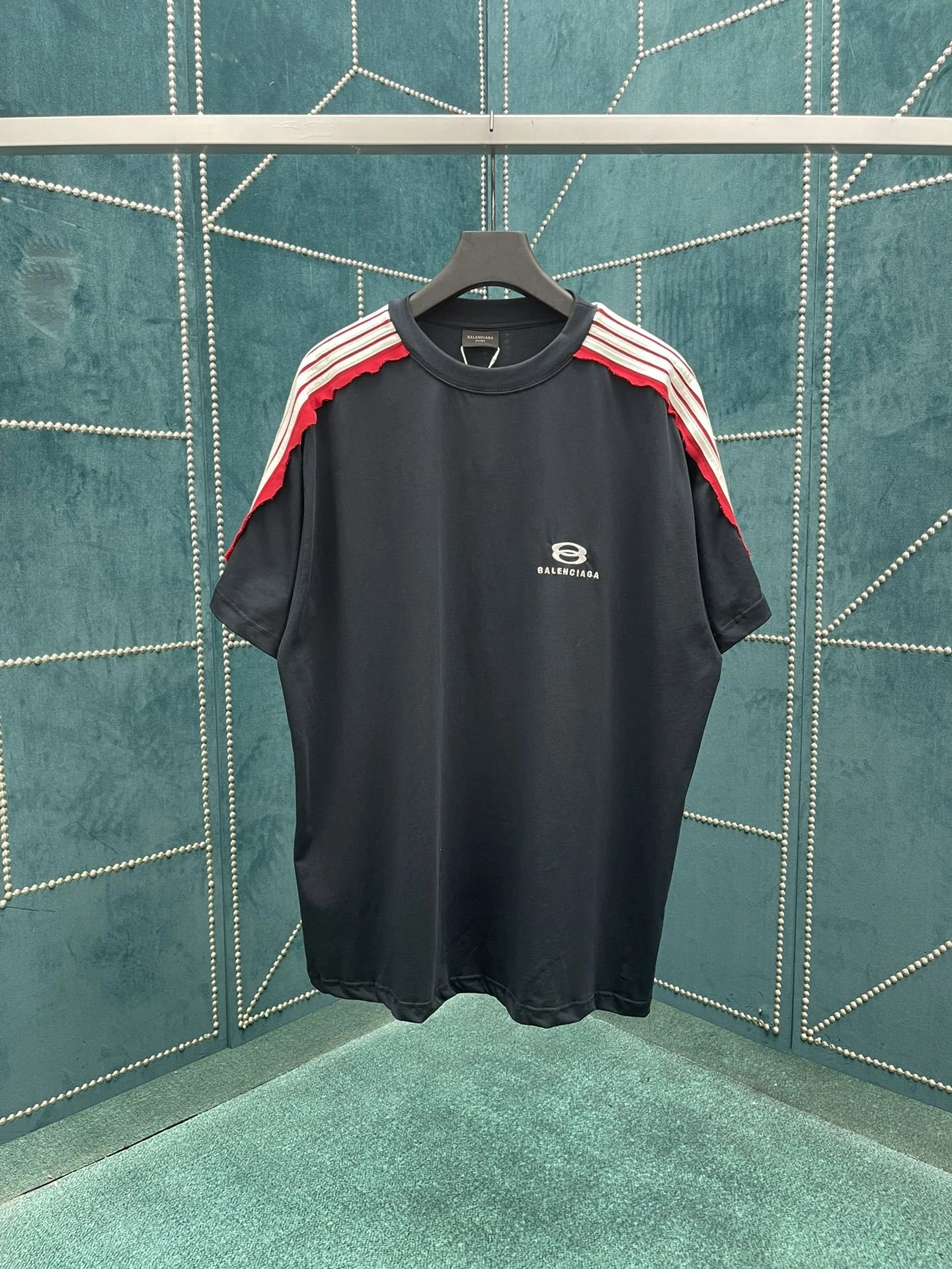 wg.luxury-- 218593i16 oversized 2colour item:E-F409E1538-2